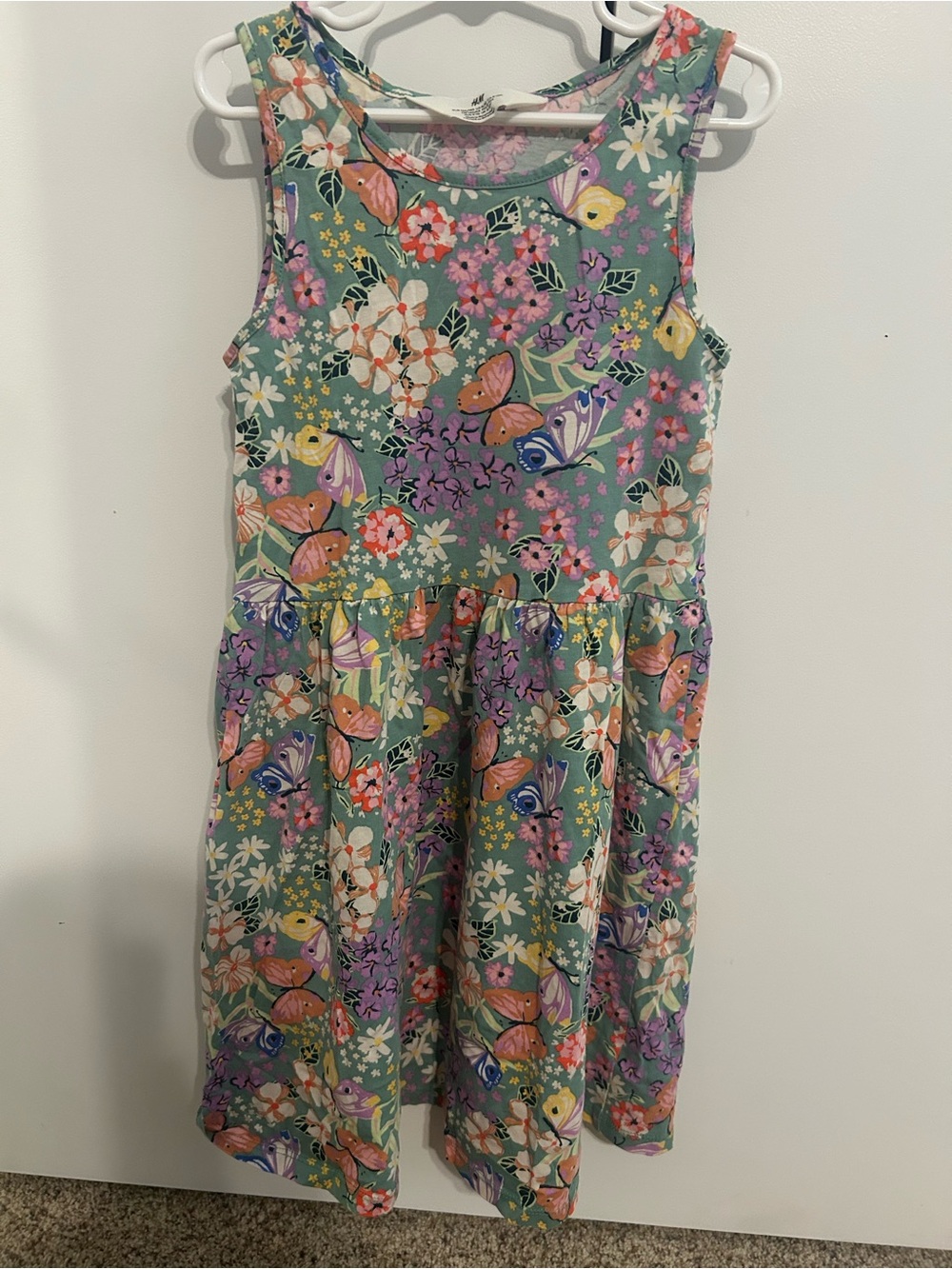 Girls H&M size 8/10 green flower and butterfly dress like new multicolored